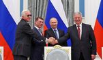 В Кремле подписано новое Генеральное соглашение между профсоюзами, работодателями и правительством России В Кремле подписано новое Генеральное соглашение между профсоюзами, работодателями и правительством России