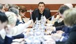 Комитет Госдумы по бюджету одобрил повышение пенсионного возраста Комитет Госдумы по бюджету одобрил повышение пенсионного возраста