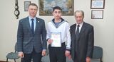 Лучшие курсанты Сахалинского морского колледжа получили именные профсоюзные стипендии