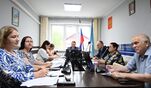 Развитие социального партнерства на территории Смирныховского муниципального округа сегодня в режиме видеоконференцсвязи обсудили члены рабочей группы областной трехсторонней комиссии по регулированию социально-трудовых отношений
