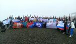 Профсоюзные активисты Сахалинской области вместе со своими наставниками покорили гору "Красная" Профсоюзные активисты Сахалинской области вместе со своими наставниками покорили гору "Красная"