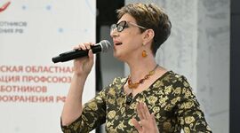 В Южно-Сахалинске впервые прошел региональный конкурс патриотической песни &laquo;Моя Родина &mdash; Россия&raquo; среди работников здравоохранения