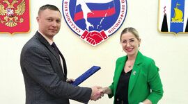 Контроль, взаимопомощь, реализация совместных проектов: Сахалинский областной союз организаций профсоюзов и региональное отделение политической партии &laquo;Единая Россия&raquo; заключили соглашение о сотрудничестве