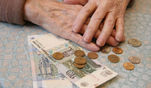 "Солидарность": Минфин предлагает индексировать пенсии лишь на 4%